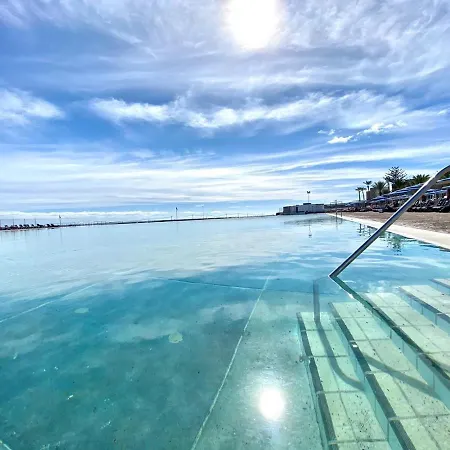 With Pool,wifi Near The Beach In Costa Del Silencio Appartement